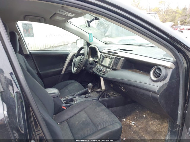 Продажа на аукционе авто 2015 Toyota Rav4 Le, vin: 2T3BFREV5FW400317, номер лота: 44691091