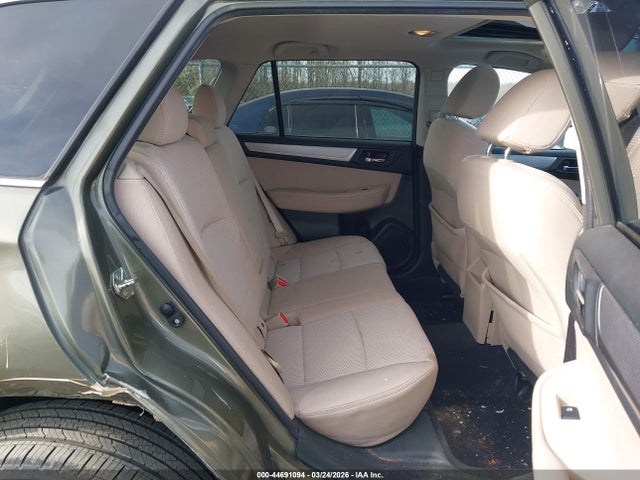 Продажа на аукционе авто 2016 Subaru Outback 2.5i Premium, vin: 4S4BSBDC2G3268281, номер лота: 44691094