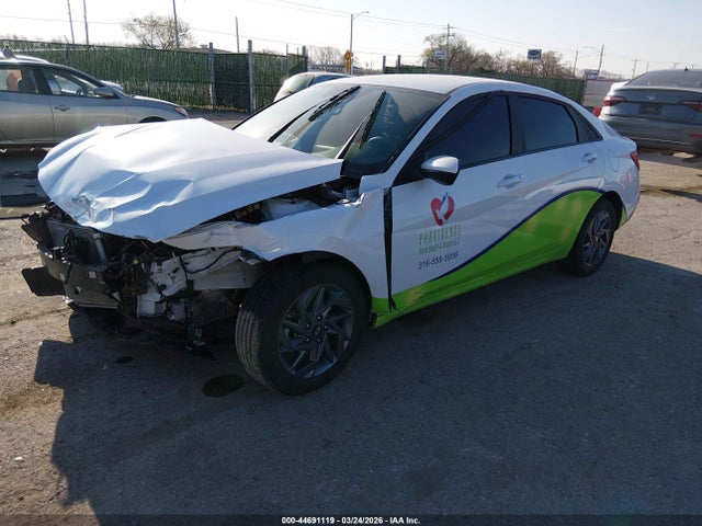 KMHLM4DGXRU736624 Hyundai ELANTRA SEL