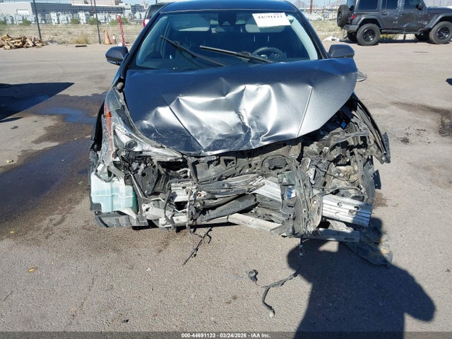 JTDKBRFU0J3080191 Toyota Prius Two