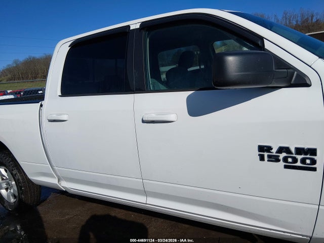 44691124 :رقم المزاد ، 1C6RR7TT8KS516875 vin ، 2019 Ram 1500 Classic مزاد بيع