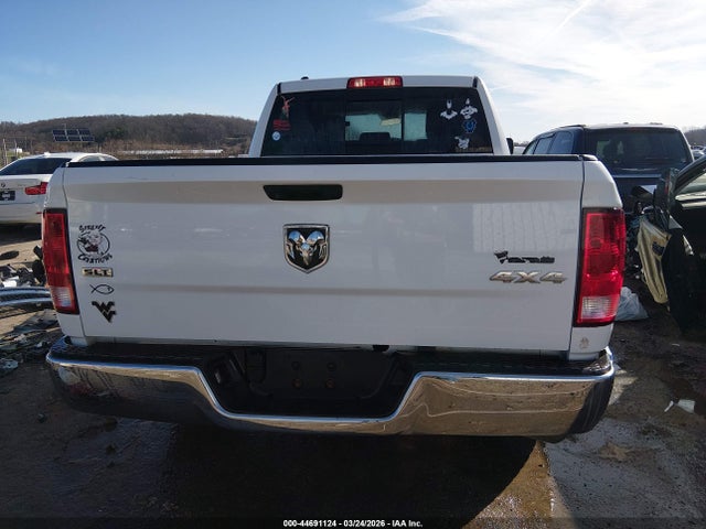 44691124 :رقم المزاد ، 1C6RR7TT8KS516875 vin ، 2019 Ram 1500 Classic مزاد بيع