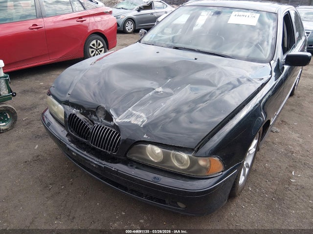 44691135 :رقم المزاد ، WBADT33463GF43941 vin ، 2003 Bmw 525i مزاد بيع