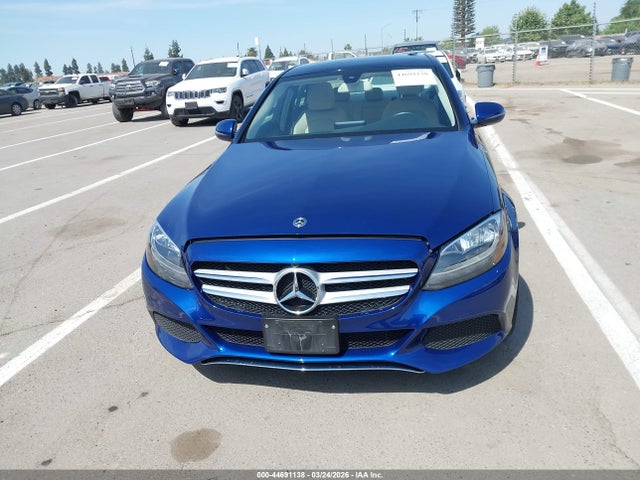 55SWF4JB0JU276017 Mercedes-Benz C 300