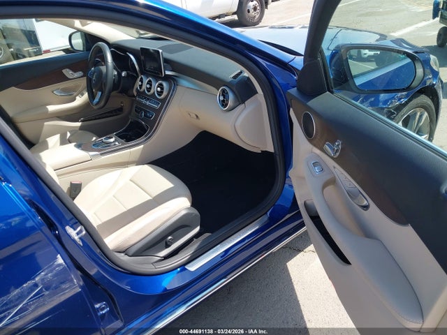 55SWF4JB0JU276017 Mercedes-Benz C 300