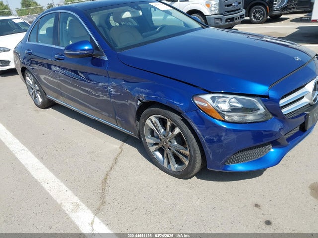 55SWF4JB0JU276017 Mercedes-Benz C 300