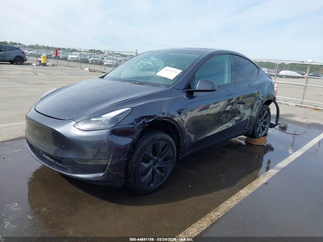 Продаж на аукціоні авто 2024 Tesla Model Y Long Range Single Motor Rear-wheel Drive/rwd, vin: 7SAYGDEDXRA322337, номер лоту: 44691156