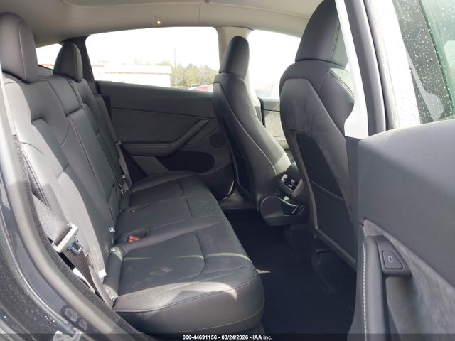 Продаж на аукціоні авто 2024 Tesla Model Y Long Range Single Motor Rear-wheel Drive/rwd, vin: 7SAYGDEDXRA322337, номер лоту: 44691156