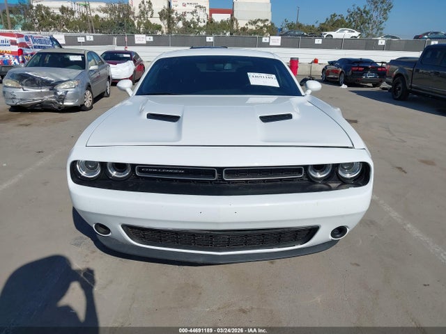 Dodge Challenger Sxt 2018 2C3CDZAG0JH245822 Image 11