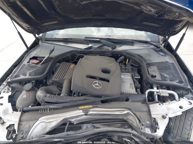 44691199 :رقم المزاد ، 55SWF4JB3HU217599 vin ، 2017 Mercedes-benz C 300 مزاد بيع