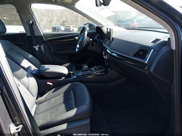 2018 AUDI Q5 WA1BNAFY0J2075293 Photo 4