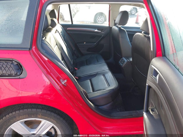 3VWD17AU5JM768030 Volkswagen Golf Sportwagen Tsi S/tsi Se