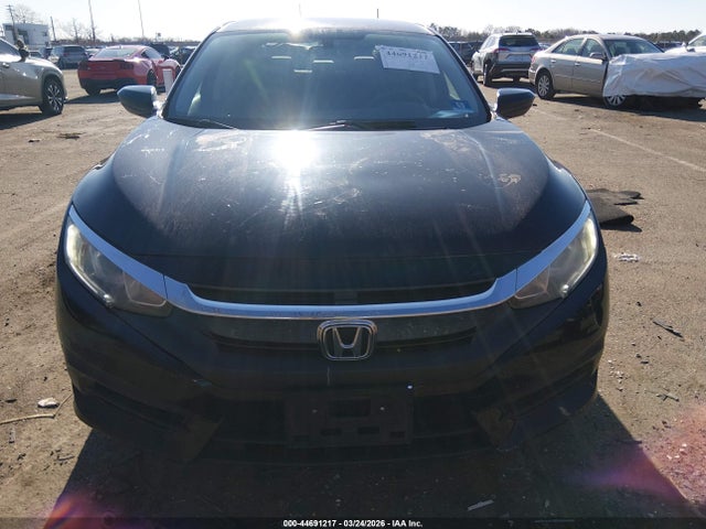 Продажа на аукционе авто 2016 Honda Civic Lx, vin: 19XFC2F5XGE017714, номер лота: 44691217