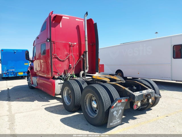 44691228 :رقم المزاد ، 1XP7DB9X16D652379 vin ، 2006 Peterbilt 387 مزاد بيع
