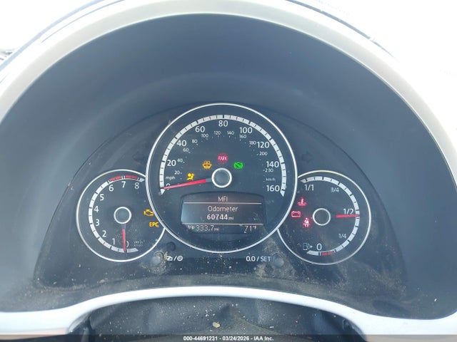 Продажа на аукционе авто 2014 Volkswagen Beetle 2.5l, vin: 3VW5X7AT2EM801016, номер лота: 44691231