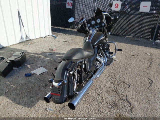 2013 HARLEY-DAVIDSON FLHX 1HD1KBM14DB666543 Photo 3