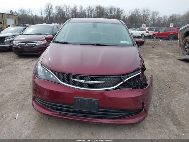 Продажа на аукционе авто 2017 Chrysler Pacifica Touring, vin: 2C4RC1DG1HR654289, номер лота: 44691266