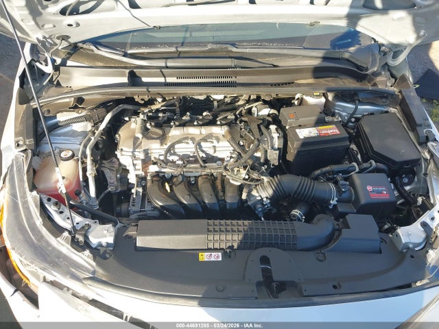 JTDEPMAE1N3031363 Toyota COROLLA LE
