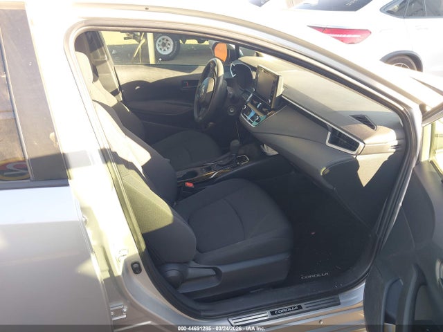 JTDEPMAE1N3031363 Toyota COROLLA LE