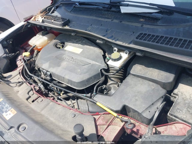 1FMCU0GXXGUB96502 Ford ESCAPE SE