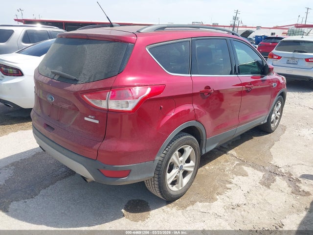 1FMCU0GXXGUB96502 Ford ESCAPE SE