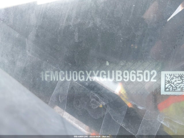1FMCU0GXXGUB96502 Ford ESCAPE SE