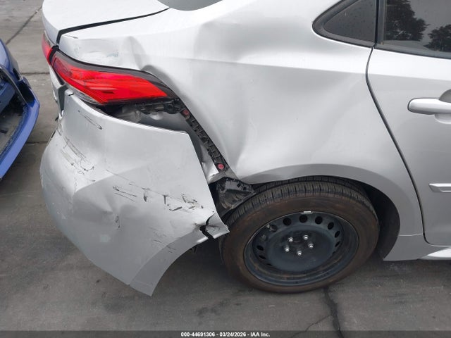 Toyota Corolla Hybrid Le 2023 JTDBCMFE0P3008666 Image 6