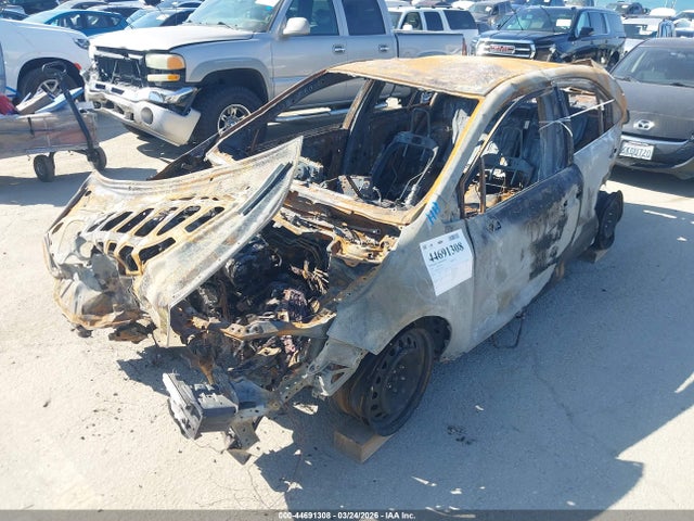 Toyota COROLLA LE 2020 5YFEPRAE5LP050919 Image 2