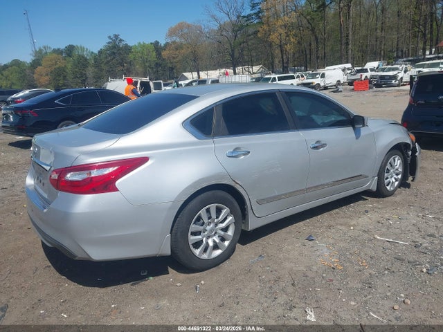 2016 Nissan Altima 2.5 S მანქანა იყიდება აუქციონზე, vin: 1N4AL3AP8GC162630, აუქციონის ნომერი: 44691322