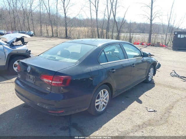 44691342 :رقم المزاد ، 3VW167AJ8HM320255 vin ، 2017 Volkswagen Jetta 1.4t S مزاد بيع