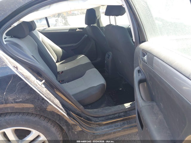 44691342 :رقم المزاد ، 3VW167AJ8HM320255 vin ، 2017 Volkswagen Jetta 1.4t S مزاد بيع