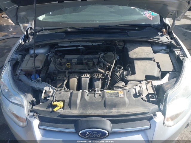 1FADP3K25EL102533 Ford FOCUS SE
