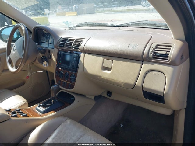 2000 Mercedes-benz Ml 320 მანქანა იყიდება აუქციონზე, vin: 4JGAB54E3YA160182, აუქციონის ნომერი: 44691352