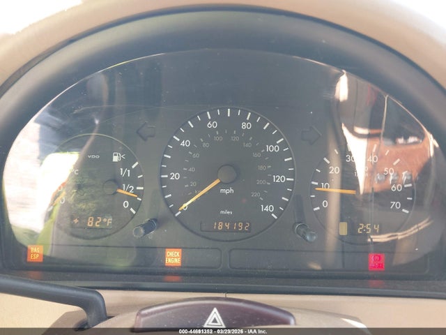 2000 Mercedes-benz Ml 320 მანქანა იყიდება აუქციონზე, vin: 4JGAB54E3YA160182, აუქციონის ნომერი: 44691352