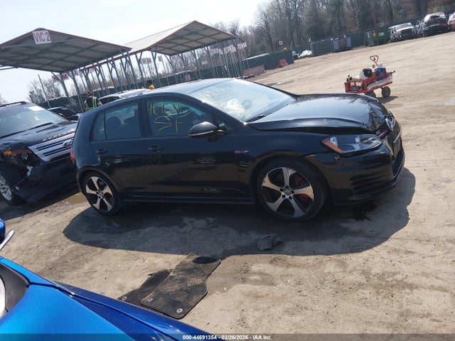 Продажа на аукционе авто 2015 Volkswagen Golf Gti 2.0t S W/performance Package 4-door, vin: 3VW447AU0FM100070, номер лота: 44691354