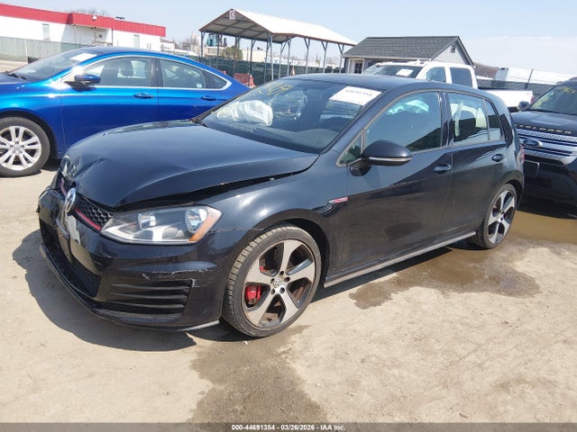Продажа на аукционе авто 2015 Volkswagen Golf Gti 2.0t S W/performance Package 4-door, vin: 3VW447AU0FM100070, номер лота: 44691354