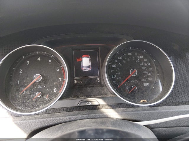 Продажа на аукционе авто 2015 Volkswagen Golf Gti 2.0t S W/performance Package 4-door, vin: 3VW447AU0FM100070, номер лота: 44691354