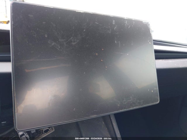 2026 Tesla Model 3 Premium Rear-wheel Drive/standard Rear-wheel Drive მანქანა იყიდება აუქციონზე, vin: 5YJ3E1EA3TF137090, აუქციონის ნომერი: 44691366