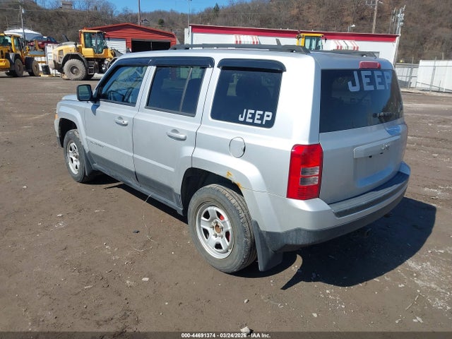 2012 JEEP PATRIOT 1C4NJPBA3CD622364 Photo 2