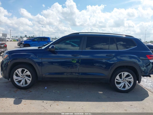 44691405 :رقم المزاد ، 1V2JR2CA3NC508414 vin ، 2022 Volkswagen Atlas 3.6l V6 Se W/technology مزاد بيع