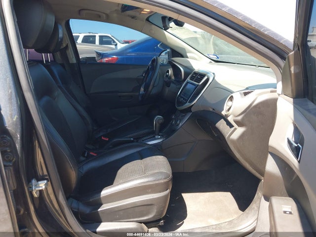 Chevrolet Sonic Premier Auto 2017 1G1JF5SB7H4135035 Image 5
