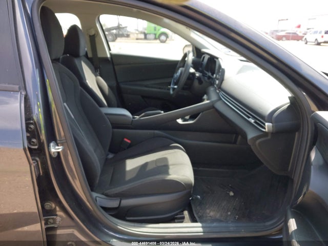 2022 Hyundai Elantra Sel მანქანა იყიდება აუქციონზე, vin: 5NPLM4AG1NH079273, აუქციონის ნომერი: 44691408