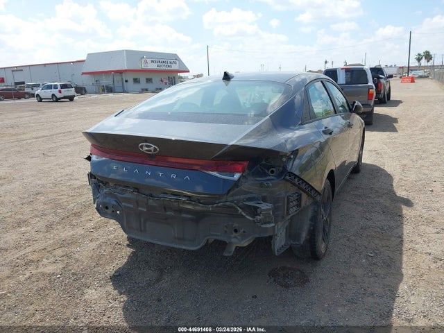 2022 Hyundai Elantra Sel მანქანა იყიდება აუქციონზე, vin: 5NPLM4AG1NH079273, აუქციონის ნომერი: 44691408