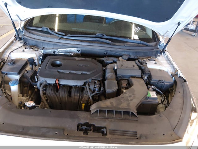 5NPE24AF4JH642803 Hyundai SONATA SE
