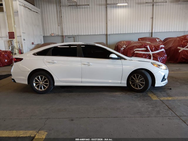 5NPE24AF4JH642803 Hyundai SONATA SE
