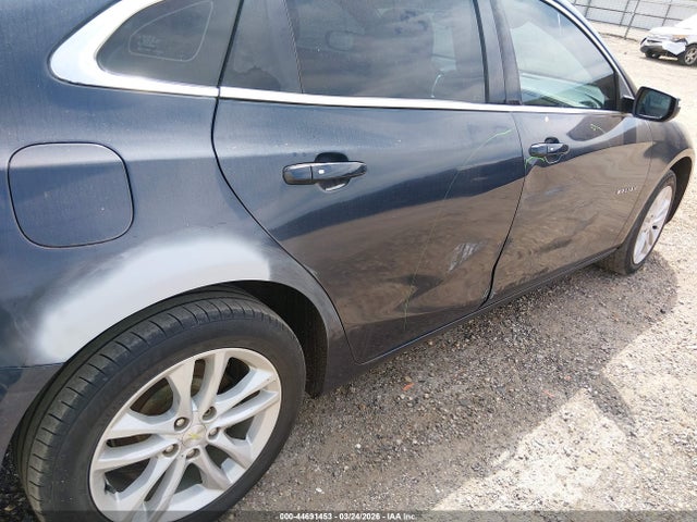 1G1ZD5ST8JF107501 Chevrolet MALIBU LT