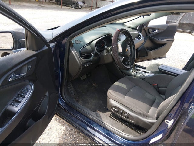 1G1ZD5ST8JF107501 Chevrolet MALIBU LT