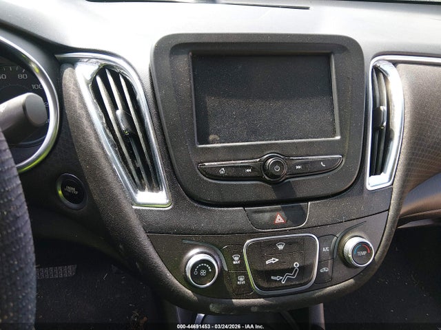 1G1ZD5ST8JF107501 Chevrolet MALIBU LT