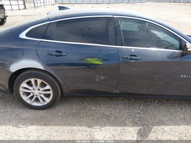 1G1ZD5ST8JF107501 Chevrolet MALIBU LT