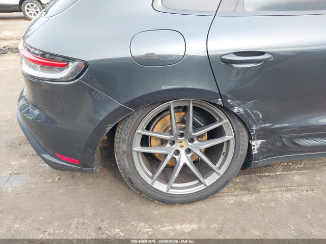 WP1AA2A57PLB16813 Porsche Macan T